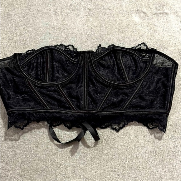 unbrended Other - Black Bandeau with Structured Boning. New